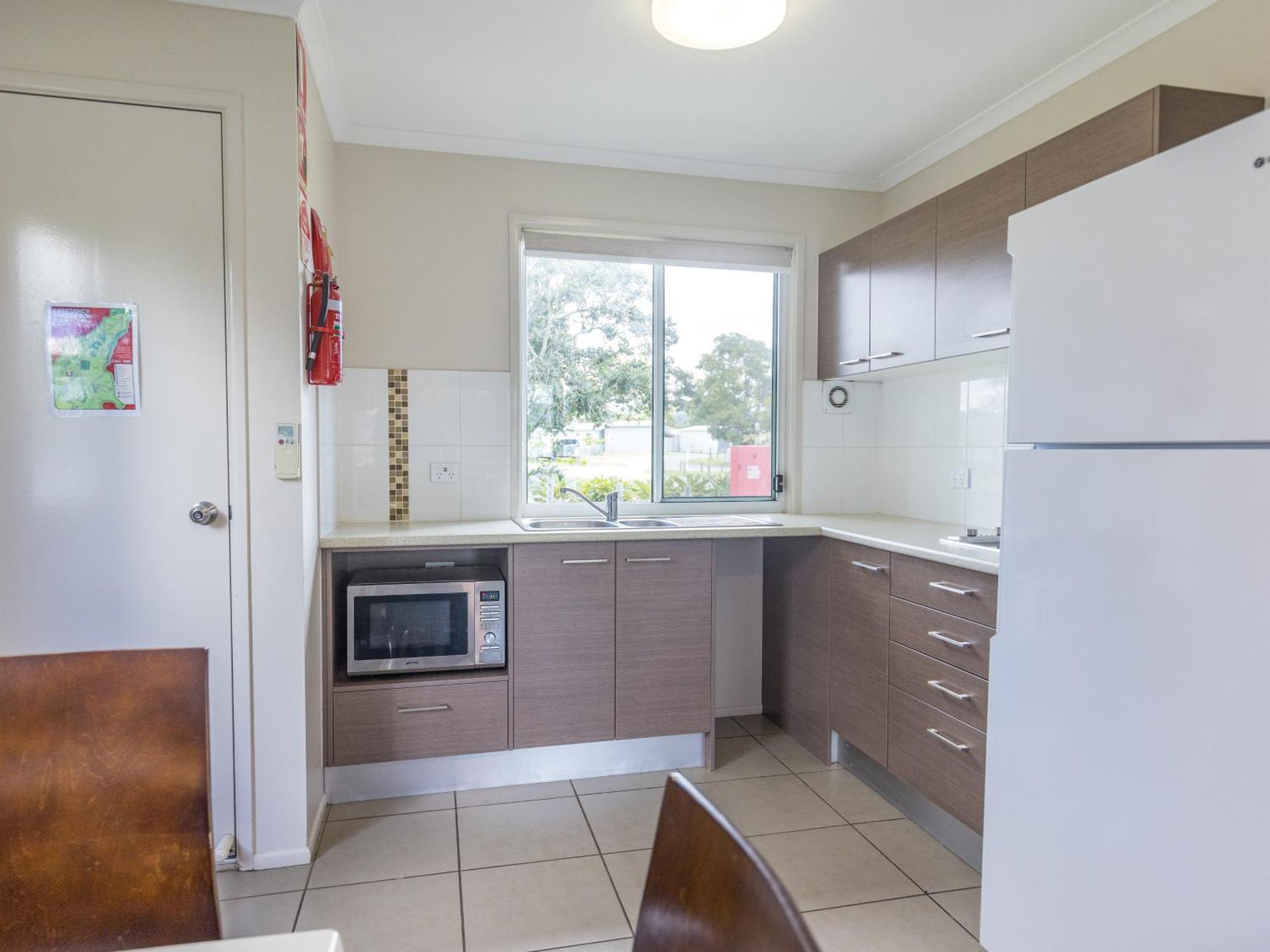 Nrma Lake Somerset Holiday Park Kilcoy Pokoj fotografie