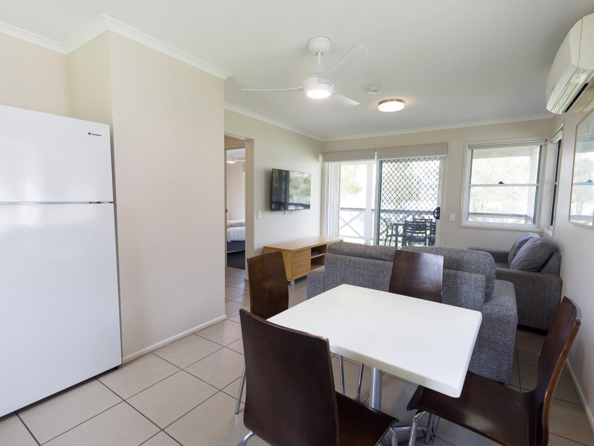 Nrma Lake Somerset Holiday Park Kilcoy Pokoj fotografie